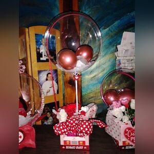 Elegant Red and White Balloon Bouquet